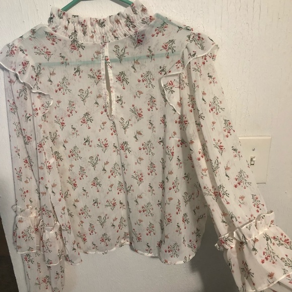 Blouse - Picture 2 of 4